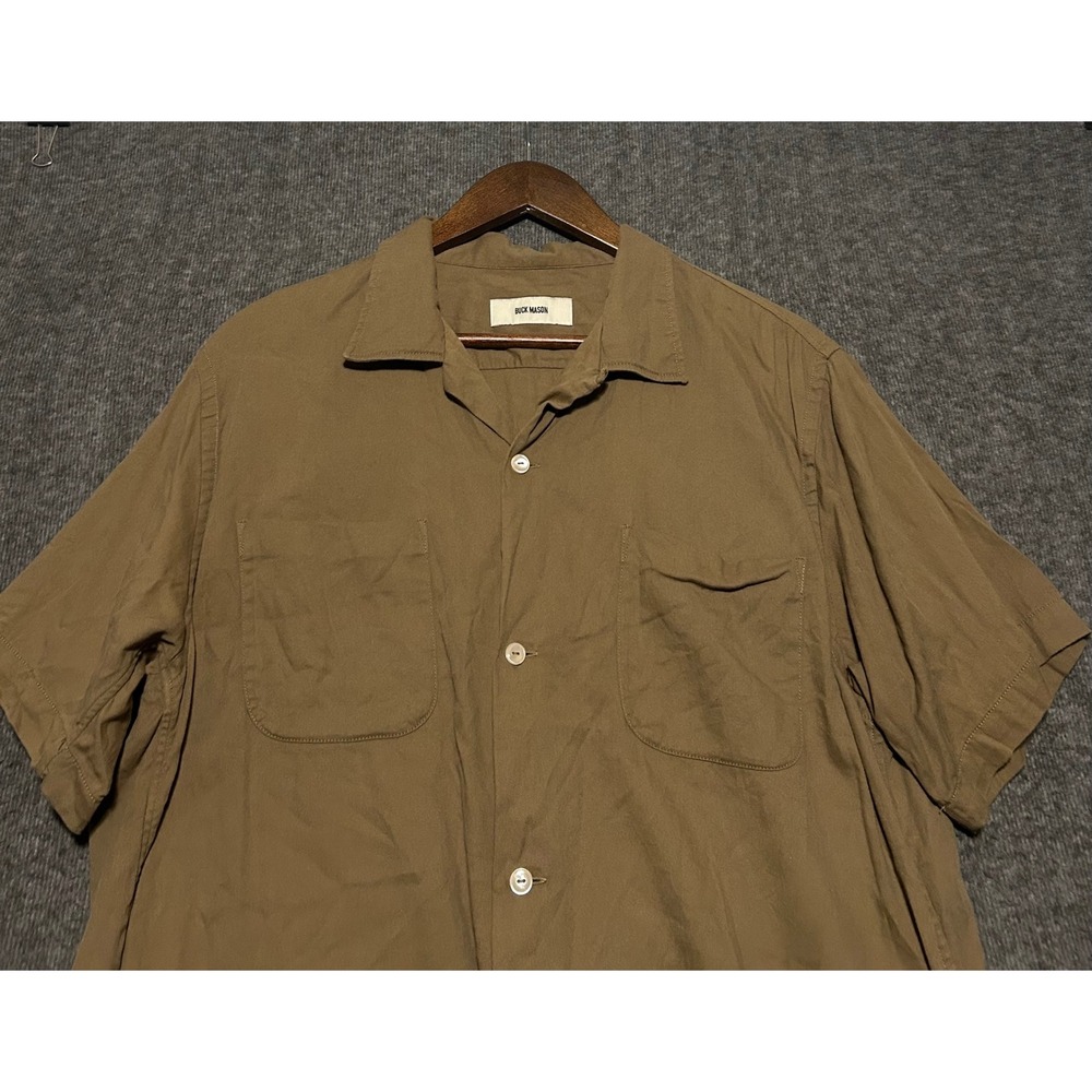 Buck mason camp shirt mens short sleeve Large pockets tan cotton rayon blend